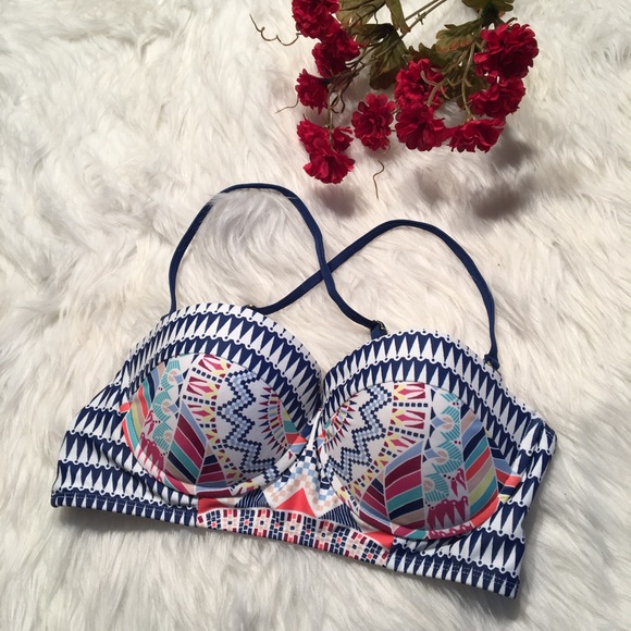 Bar III Other - Bar lll Women's bathing suit top